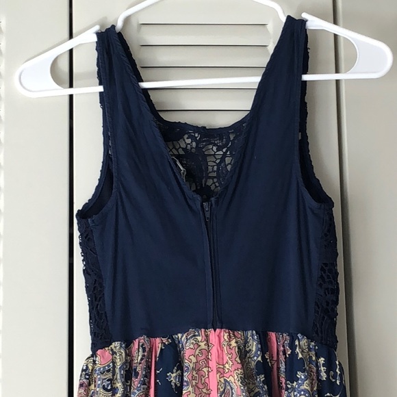 Pattern Maxi Dress - Picture 3 of 4